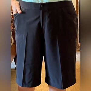 Woman’s Shorts black Chico (Weekends by) New WOT